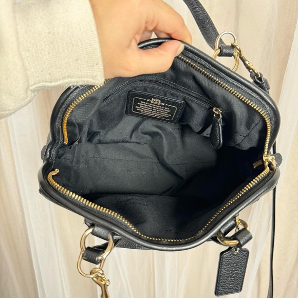 Coach black leather hand & crossbody bag - Picture 6 of 8